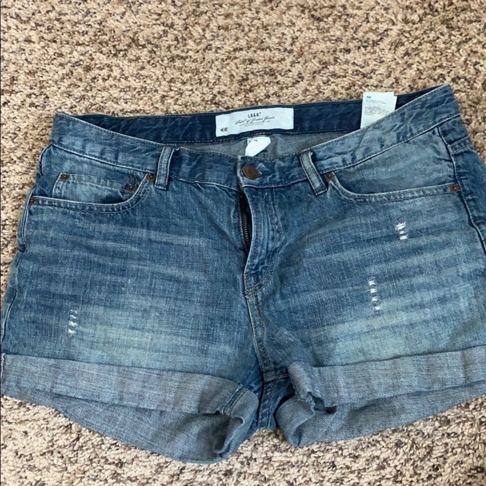 H&M distress shorts